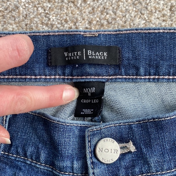 White House black market crop jeans white rhinestone pockets. Size 8 - Picture 2 of 7